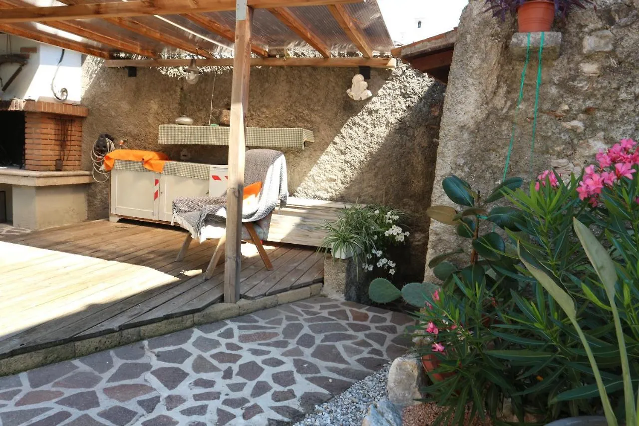 Frühstückspension B&B Casa Elena Room And Apartments With Parking Gargnano Italien