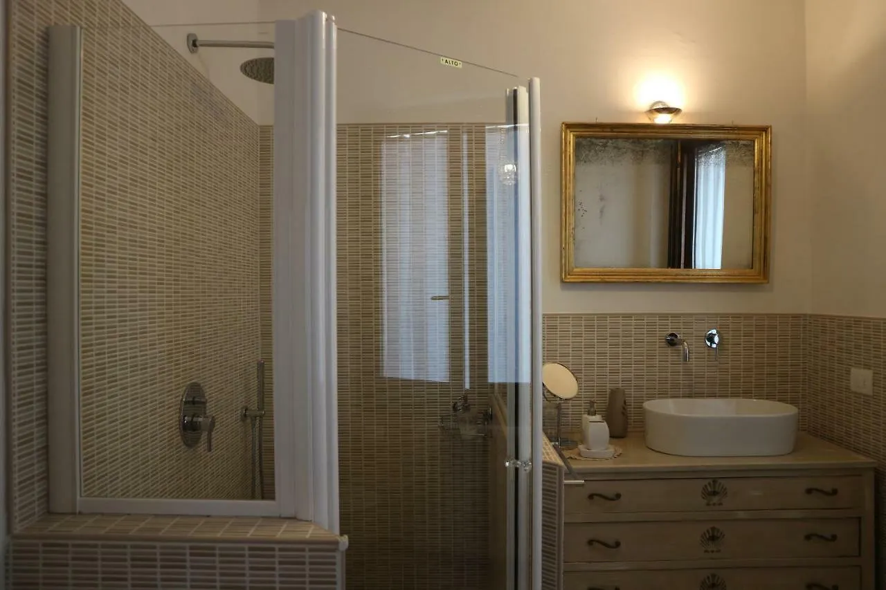 B&B Casa Elena Room And Apartments With Parking Gargnano 0*,