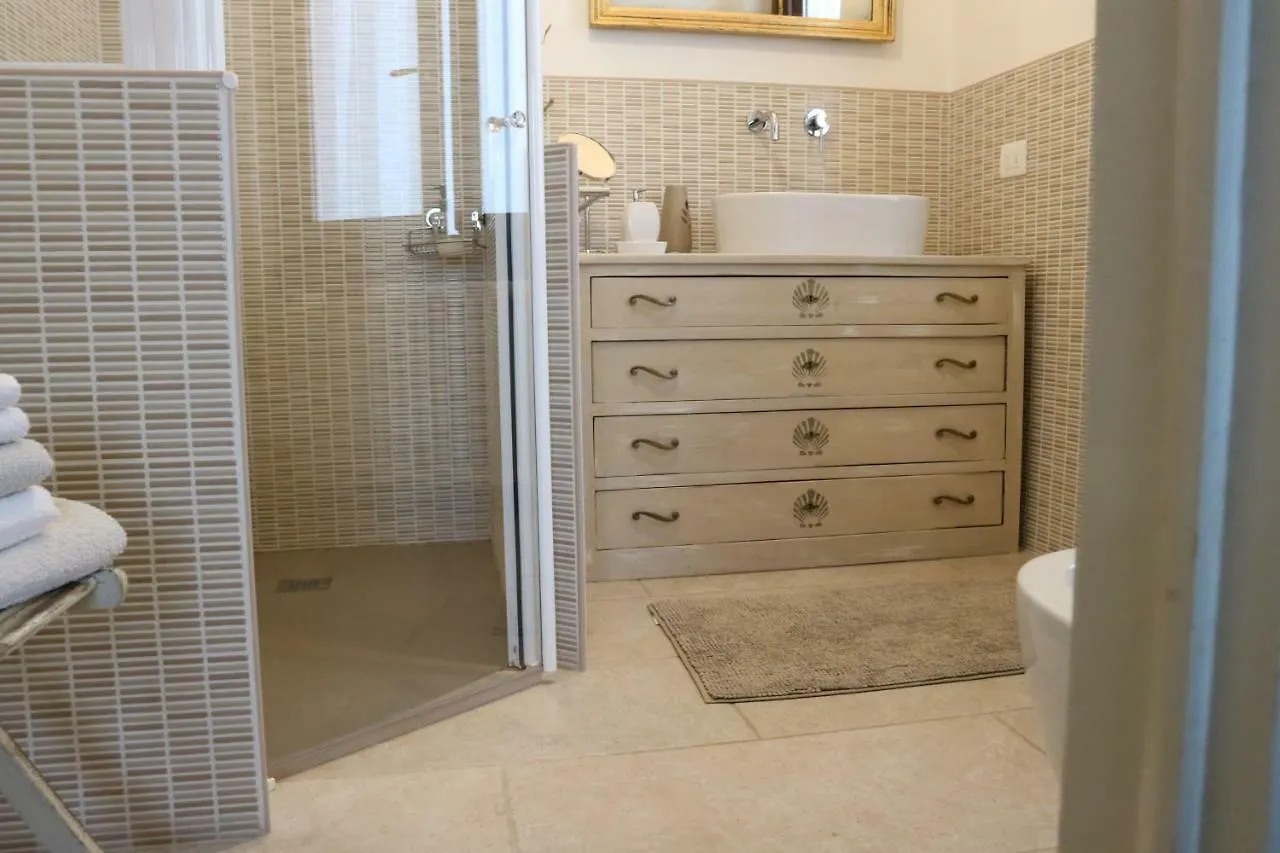 B&B Casa Elena Room And Apartments With Parking Gargnano 0*,  Italien