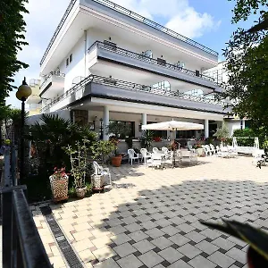 https://hotel-criniera-doro.emilia-romagnahotels.net