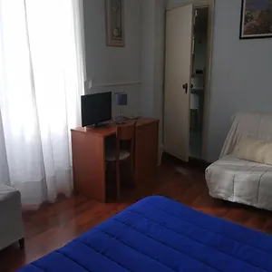 https://hotel-lucciola.hotelitalianriviera.com